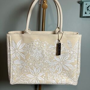 Oscar de la Renta Cream and White Floral Tote